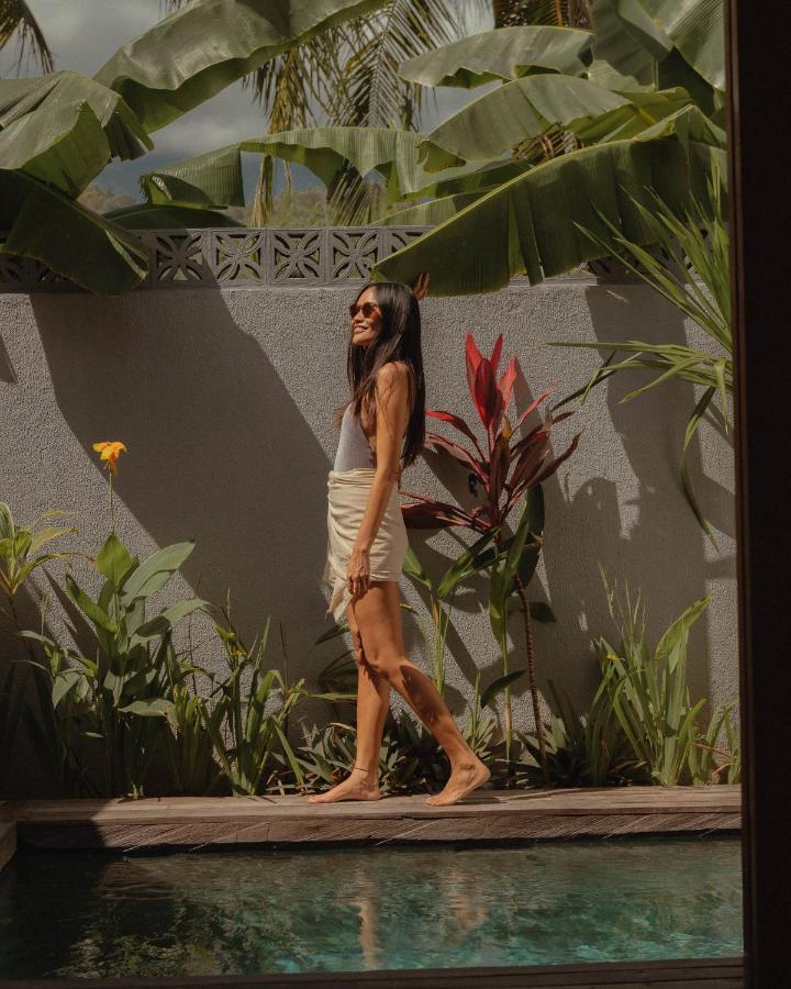 Tiga Studios - Adults Only Kuta  ภายนอก รูปภาพ