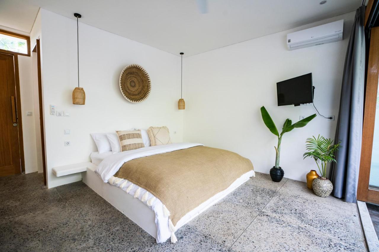 Tiga Studios - Adults Only Kuta  ภายนอก รูปภาพ